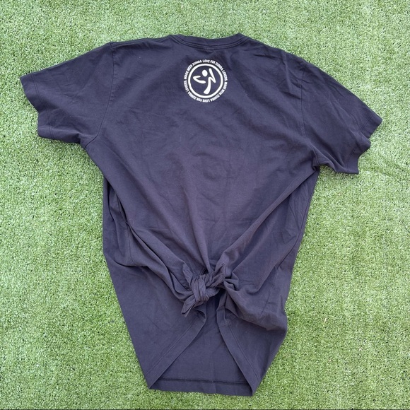 Zumba Est. 2001 Tee Size M/L Preowned back knot casual activewear - Picture 3 of 5
